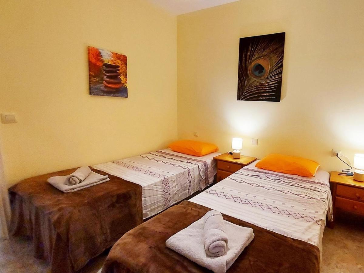 Modern And Centric Apartment With Air Conditioning - By Tenerifehints El Médano Eksteriør billede